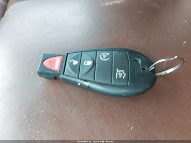 45982916 :رقم المزاد ، 1J8HG58N28C205852 vin ، 2008 Jeep Commander Limited مزاد بيع