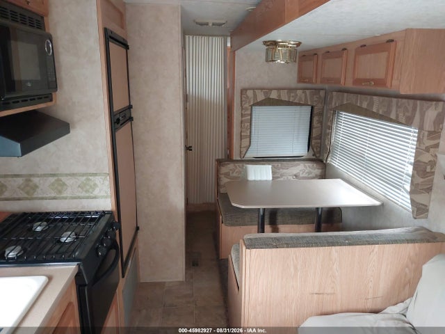 Продаж на аукціоні авто 2006 K-z Inc Travel Trailer, vin: 4EZTS32266S116919, номер лоту: 45982927
