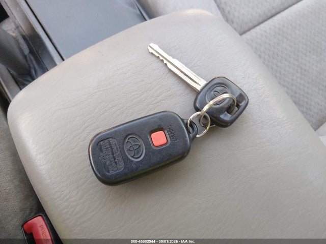 45982944 :رقم المزاد ، 4T1BE32K62U550031 vin ، 2002 Toyota Camry Le مزاد بيع