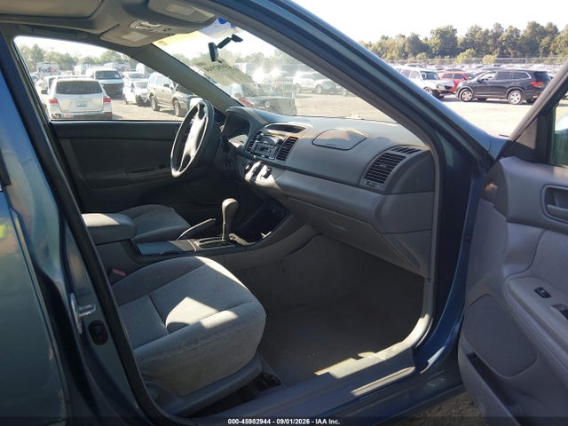 45982944 :رقم المزاد ، 4T1BE32K62U550031 vin ، 2002 Toyota Camry Le مزاد بيع