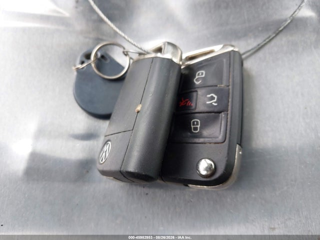 45982953 :رقم المزاد ، 3VV3B7AX8MM049866 vin ، 2021 Volkswagen Tiguan 2.0t Se/2.0t Se R-line Black/2.0t Sel مزاد بيع