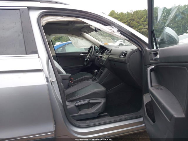 45982953 :رقم المزاد ، 3VV3B7AX8MM049866 vin ، 2021 Volkswagen Tiguan 2.0t Se/2.0t Se R-line Black/2.0t Sel مزاد بيع