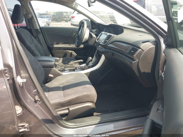 Продаж на аукціоні авто 2017 Honda Accord Ex, vin: 1HGCR2F70HA068700, номер лоту: 45983050