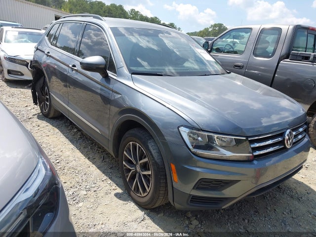 2021 Volkswagen Tiguan მანქანა იყიდება აუქციონზე, vin: 3VV3B7AX2MM071295, აუქციონის ნომერი: 45983054