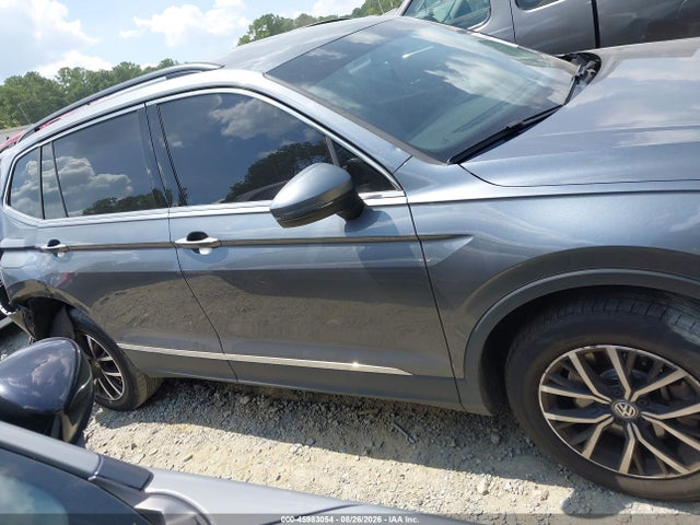 2021 Volkswagen Tiguan მანქანა იყიდება აუქციონზე, vin: 3VV3B7AX2MM071295, აუქციონის ნომერი: 45983054