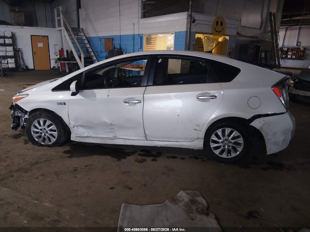 Продажа на аукционе авто 2013 Toyota Prius Plug-in, vin: JTDKN3DP6D3030983, номер лота: 45983056
