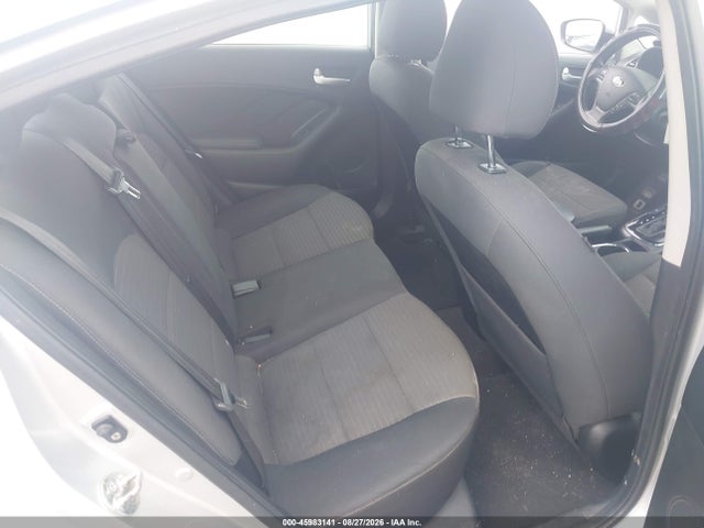 45983141 :رقم المزاد ، 3KPFL4A78JE197108 vin ، 2018 Kia Forte Lx مزاد بيع