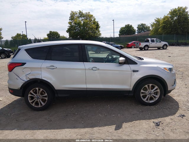 Ford ESCAPE SE 2019 1FMCU9GD4KUA10231 Image 13