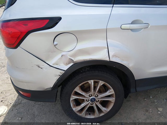 Ford ESCAPE SE 2019 1FMCU9GD4KUA10231 Image 6