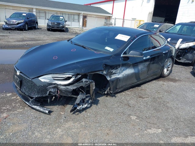 5YJSA1E2XJF293821 Tesla MODEL S