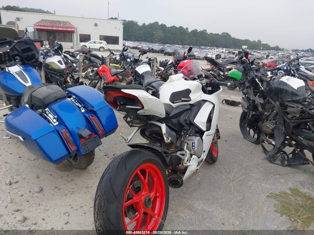 45983219 :رقم المزاد ، ZDMHAATW7PB010873 vin ، 2023 Ducati Panigale V2 مزاد بيع
