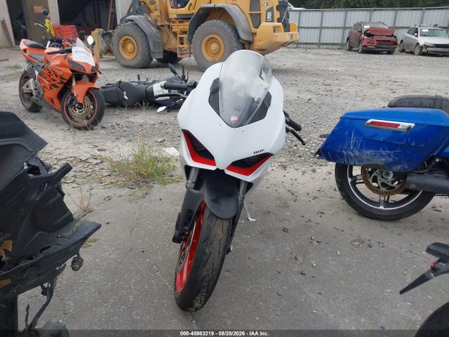 45983219 :رقم المزاد ، ZDMHAATW7PB010873 vin ، 2023 Ducati Panigale V2 مزاد بيع