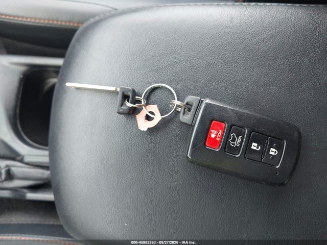 Aukcja sprzedaży 2018 Toyota Rav4 Hybrid Se, vin: JTMJJREV0JD157872, numer aukcji: 45983263