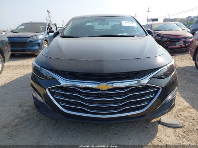1G1ZD5ST7SF140491 Chevrolet Malibu Fwd 1lt