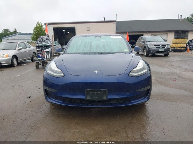 Tesla Model 3 Long Range/performance 2018 5YJ3E1EB0JF115294 Image 11