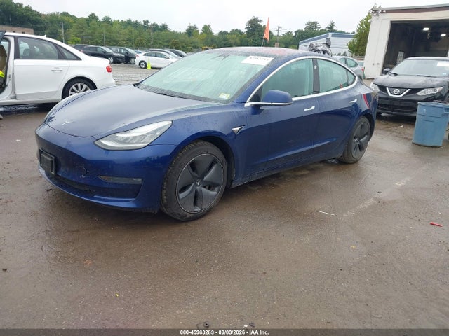 Tesla Model 3 Long Range/performance 2018 5YJ3E1EB0JF115294 Image 2