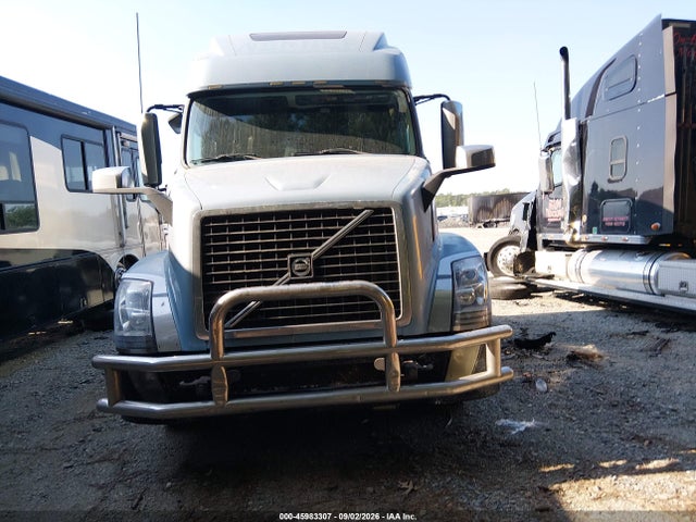 45983307 :رقم المزاد ، 4V4NC9TH1CN544487 vin ، 2012 Volvo Vn مزاد بيع