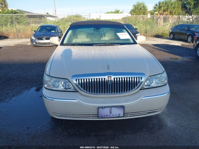 Aukcja sprzedaży 2003 Lincoln Town Car Cartier, vin: 1LNHM83W73Y630914, numer aukcji: 45983310