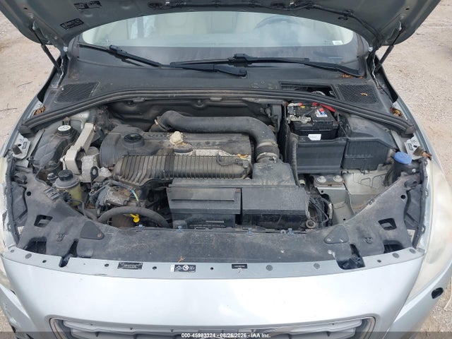 2013 Volvo S60 T5 მანქანა იყიდება აუქციონზე, vin: YV1612FH6D2210591, აუქციონის ნომერი: 45983324