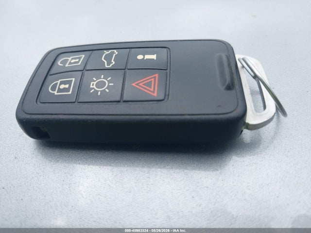 2013 Volvo S60 T5 მანქანა იყიდება აუქციონზე, vin: YV1612FH6D2210591, აუქციონის ნომერი: 45983324