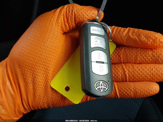 3MYDLBYV6JY314460 Toyota YARIS IA