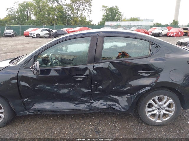 3MYDLBYV6JY314460 Toyota YARIS IA