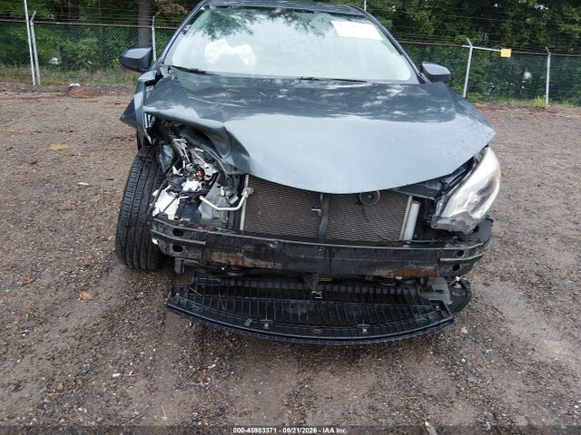 2014 Toyota Corolla Le მანქანა იყიდება აუქციონზე, vin: 2T1BURHE0EC126017, აუქციონის ნომერი: 45983371
