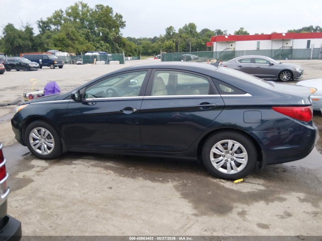 Продажа на аукционе авто 2013 Hyundai Sonata Gls, vin: 5NPEB4AC2DH607316, номер лота: 45983402