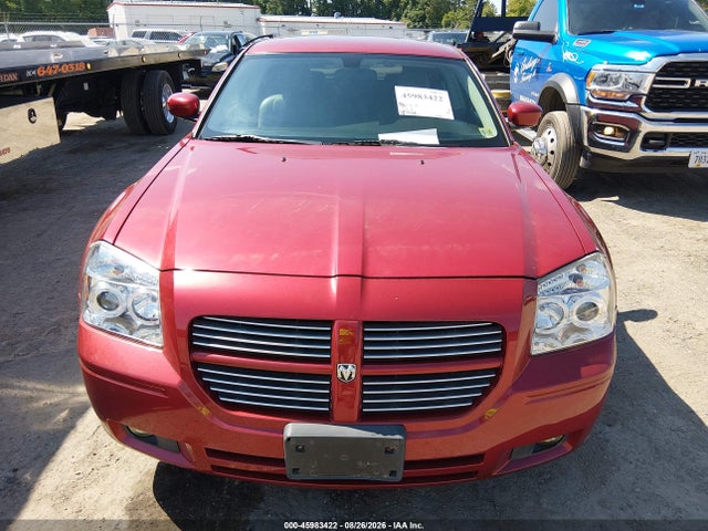 45983422 :رقم المزاد ، 2D8GV58215H586876 vin ، 2005 Dodge Magnum Rt مزاد بيع