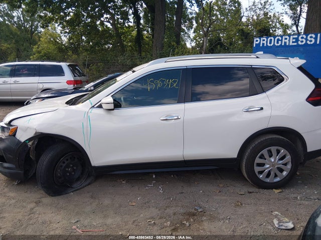2017 Nissan Rogue S მანქანა იყიდება აუქციონზე, vin: 5N1AT2MVXHC812909, აუქციონის ნომერი: 45983452