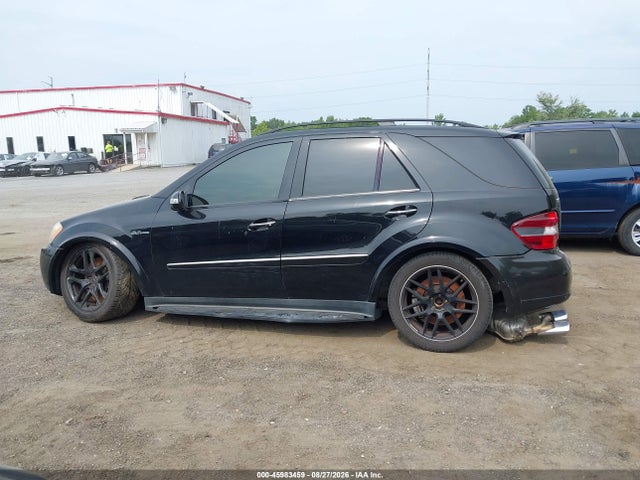 45983459 :رقم المزاد ، 4JGBB77E57A196594 vin ، 2007 Mercedes-benz Ml 63 Amg 4matic مزاد بيع