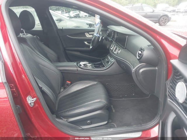 Продаж на аукціоні авто 2018 Mercedes-benz E 300 4matic, vin: WDDZF4KB3JA379430, номер лоту: 45983494