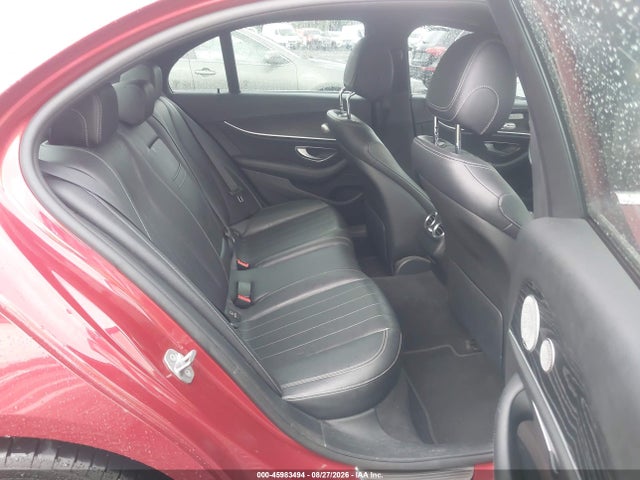 Продаж на аукціоні авто 2018 Mercedes-benz E 300 4matic, vin: WDDZF4KB3JA379430, номер лоту: 45983494