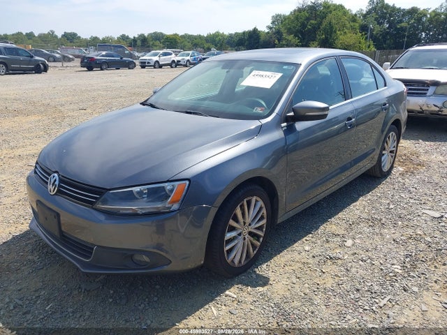 2013 Volkswagen Jetta 2.0l Tdi მანქანა იყიდება აუქციონზე, vin: 3VWLL7AJ8DM246671, აუქციონის ნომერი: 45983527