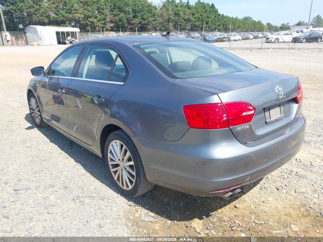 2013 Volkswagen Jetta 2.0l Tdi მანქანა იყიდება აუქციონზე, vin: 3VWLL7AJ8DM246671, აუქციონის ნომერი: 45983527