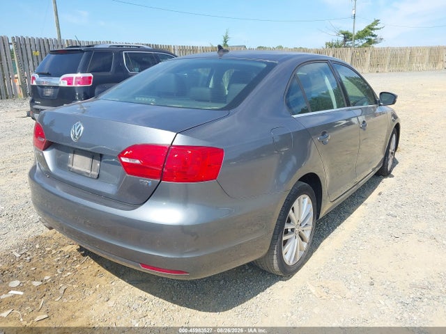 2013 Volkswagen Jetta 2.0l Tdi მანქანა იყიდება აუქციონზე, vin: 3VWLL7AJ8DM246671, აუქციონის ნომერი: 45983527