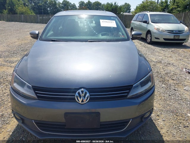 2013 Volkswagen Jetta 2.0l Tdi მანქანა იყიდება აუქციონზე, vin: 3VWLL7AJ8DM246671, აუქციონის ნომერი: 45983527