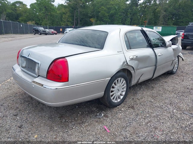 Продаж на аукціоні авто 2004 Lincoln Town Car Signature, vin: 1LNHM81W34Y636973, номер лоту: 45983568