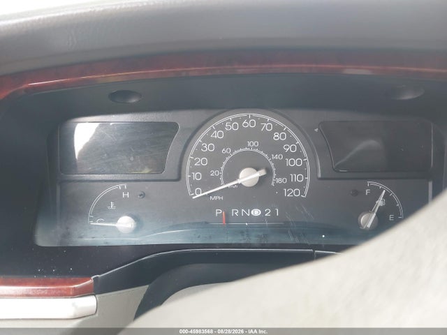 Продаж на аукціоні авто 2004 Lincoln Town Car Signature, vin: 1LNHM81W34Y636973, номер лоту: 45983568