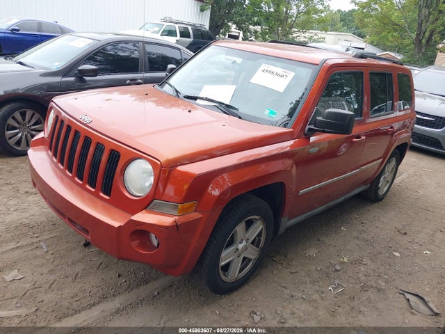 45983607 :رقم المزاد ، 1J4NT1GA2AD621858 vin ، 2010 Jeep Patriot Sport مزاد بيع