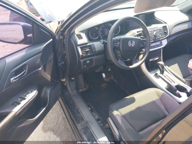 Продажа на аукционе авто 2015 Honda Accord Lx, vin: 1HGCR2F33FA261935, номер лота: 45983621