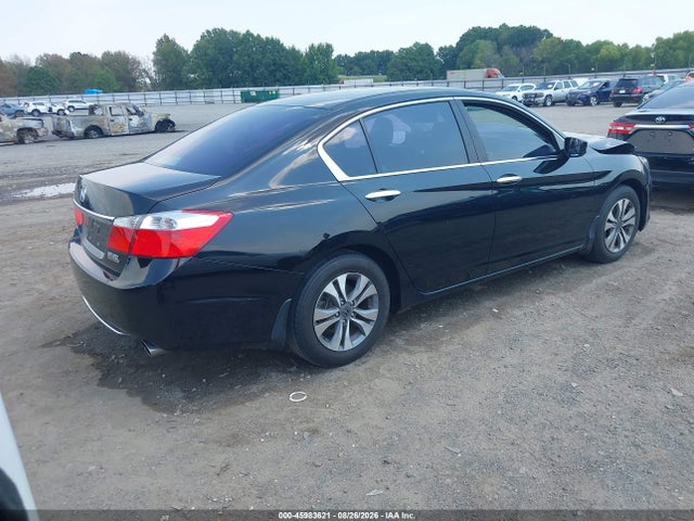 Продажа на аукционе авто 2015 Honda Accord Lx, vin: 1HGCR2F33FA261935, номер лота: 45983621