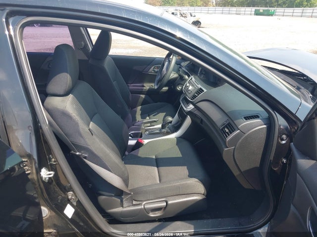 Продажа на аукционе авто 2015 Honda Accord Lx, vin: 1HGCR2F33FA261935, номер лота: 45983621