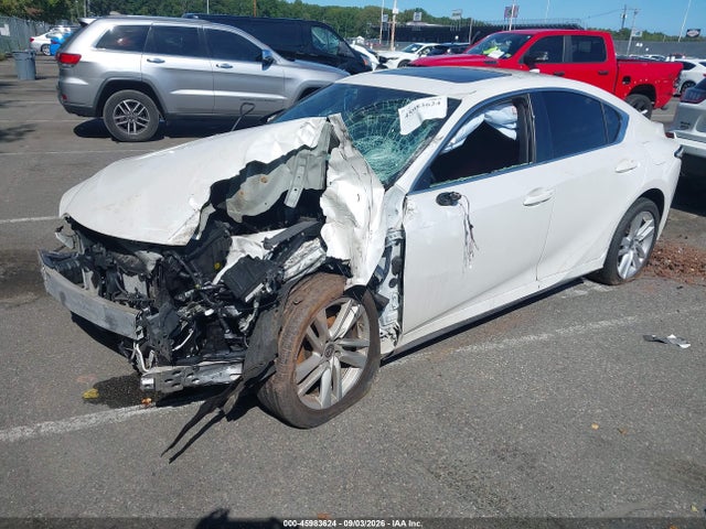 45983624 :رقم المزاد ، JTHC81F24M5044885 vin ، 2021 Lexus Is 300 مزاد بيع