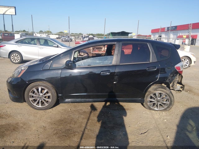 Продажа на аукционе авто 2012 Honda Fit Sport, vin: JHMGE8H55CC013133, номер лота: 45983651