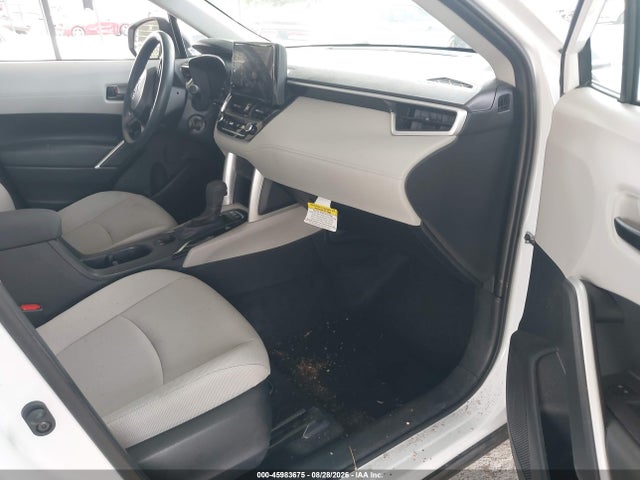 Продаж на аукціоні авто 2024 Toyota Corolla Cross L, vin: 7MUAAABG4RV116335, номер лоту: 45983675