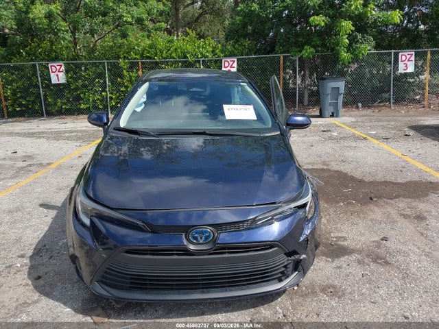 2025 Toyota Corolla Hybrid Le მანქანა იყიდება აუქციონზე, vin: JTDBCMFE5S3093920, აუქციონის ნომერი: 45983707