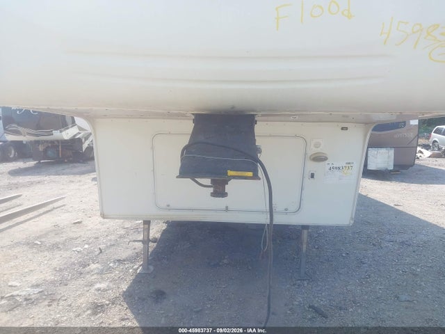 Продажа на аукционе авто 2006 Forest River Wildcat 30lswb 5th Whl Travel Trailer, vin: 4X4FWCF276V013630, номер лота: 45983737