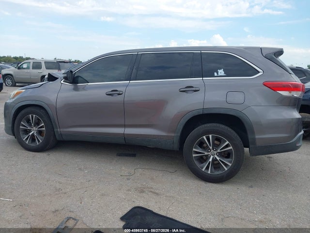 Продаж на аукціоні авто 2019 Toyota Highlander Le, vin: 5TDZARFHXKS060244, номер лоту: 45983745