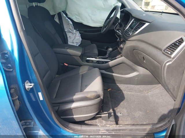 Продаж на аукціоні авто 2017 Hyundai Tucson Se, vin: KM8J3CA46HU398751, номер лоту: 45983746